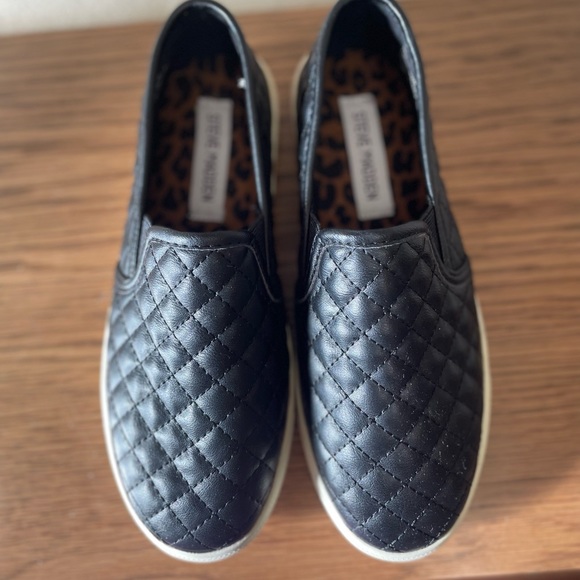 Steve Madden kids shoes - Picture 4 of 7